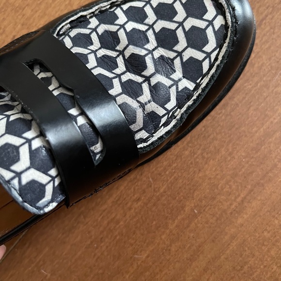 M. Gemi Geo Print Loafers - Picture 6 of 6